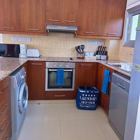 3 Bedroom Coral Bay Beach Seaview Villa I Private Pool Peyia Ngoại thất bức ảnh